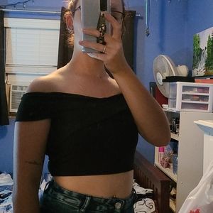 SHEIN black crop top